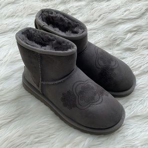UGG | Kimono Classic Mini Boot